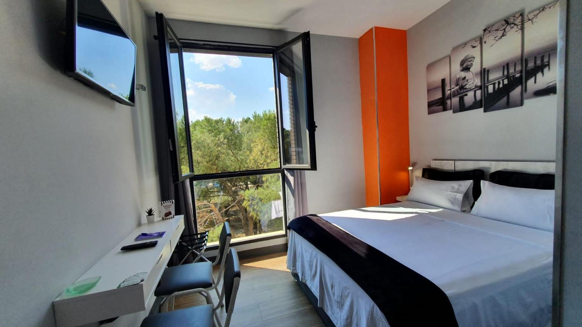 Hotel H La 2*